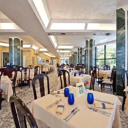 Diplomat Palace Hotell Rimini