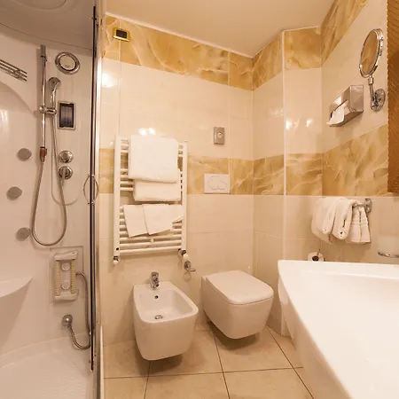 Hotel Diplomat Palace 4*