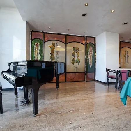 Diplomat Palace 4* Rimini