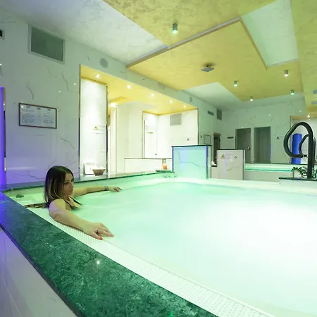 Отель Diplomat Palace Римини