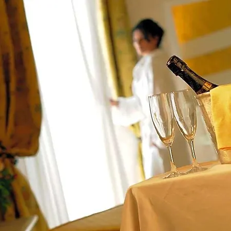Diplomat Palace Ξενοδοχείο 4*