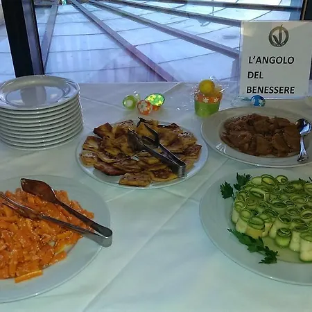 Diplomat Palace Отель 4*